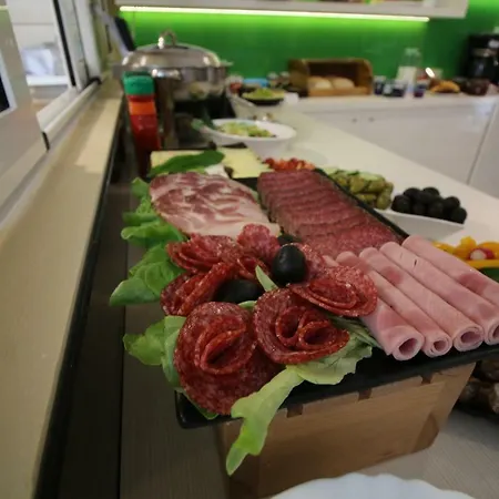 Casa Boca- Free Parking Гостьовий будинок